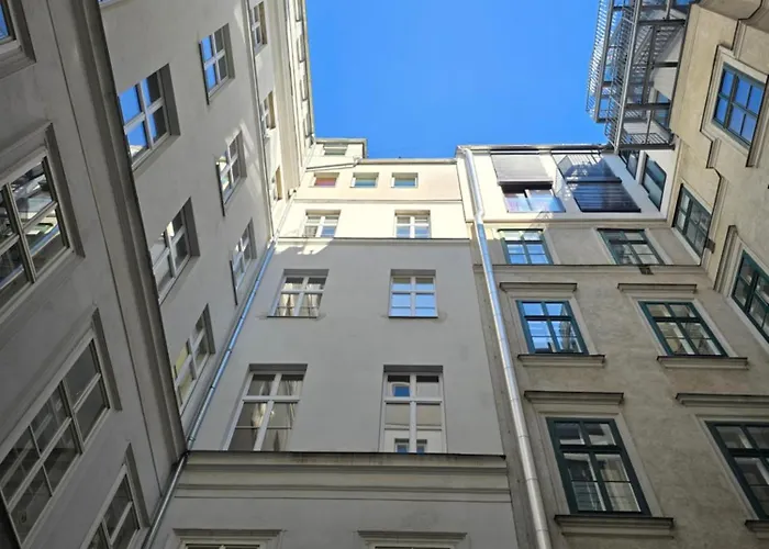 Charmante Hofwohnung Im Herzen Von